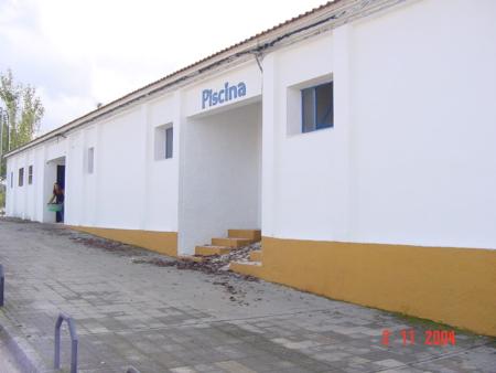 Imagen Piscina municipal y Complejo Polideportivo